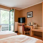 Hotel Christinenhof & - Wellnesshotel Am Rande Des Spreewalds 4*