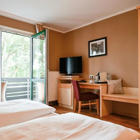 Отель Christinenhof & - Wellnesshotel Am Rande Des Spreewalds 4*