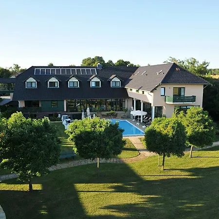 Hotel Christinenhof&spa Wellnesshotel Am Rande Des Spreewalds Tauer